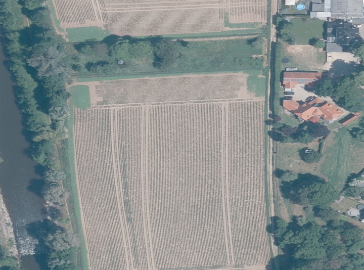 Abb. 4. Luftbild von einem Demonstrations­schlag (Datengrundlage: © GeoBasis-DE/BKG, 2021).